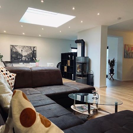 Ferienwohnung Tulpenweg Mit Kaminofen Haiger Bagian luar foto