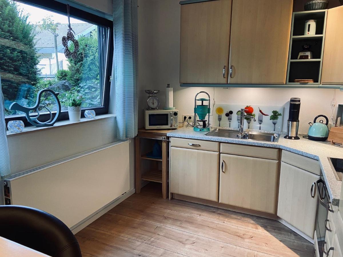 Ferienwohnung Tulpenweg Mit Kaminofen Haiger Bagian luar foto