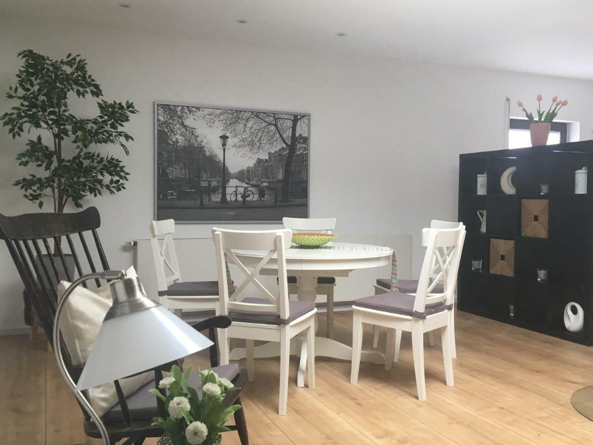 Ferienwohnung Tulpenweg Mit Kaminofen Haiger Bagian luar foto